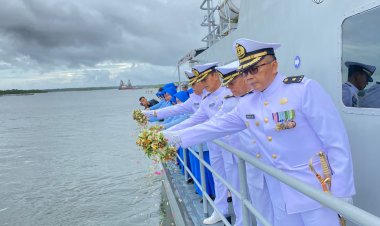 Mengenang Kepahlawanan Pejuang Laut, Pangkalan TNI AL Lanal Ranai Laksanakan Upacara Tabur Bunga di Dermaga Posal Penagi