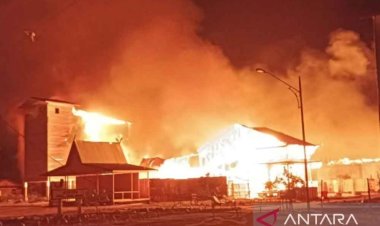 Kebakaran Hebat di Meranti, Logistik Pemilu Nyaris Dilalap Api