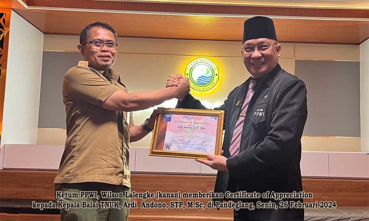 Tim PPWI Lakukan Kunjungan Silahturahmi kepada Kepala Balai TNUK