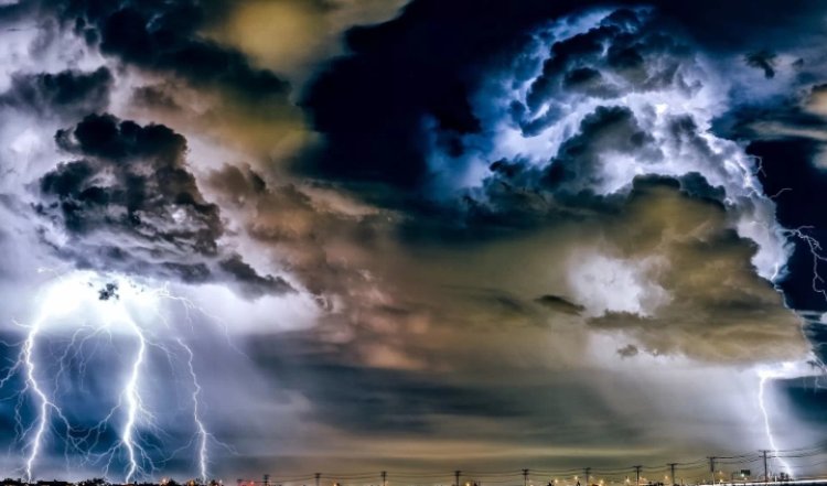 Waspada Cuaca Ekstrem di Riau 16-21 April 2024, Pekanbaru Berpotensi Rawan Banjir