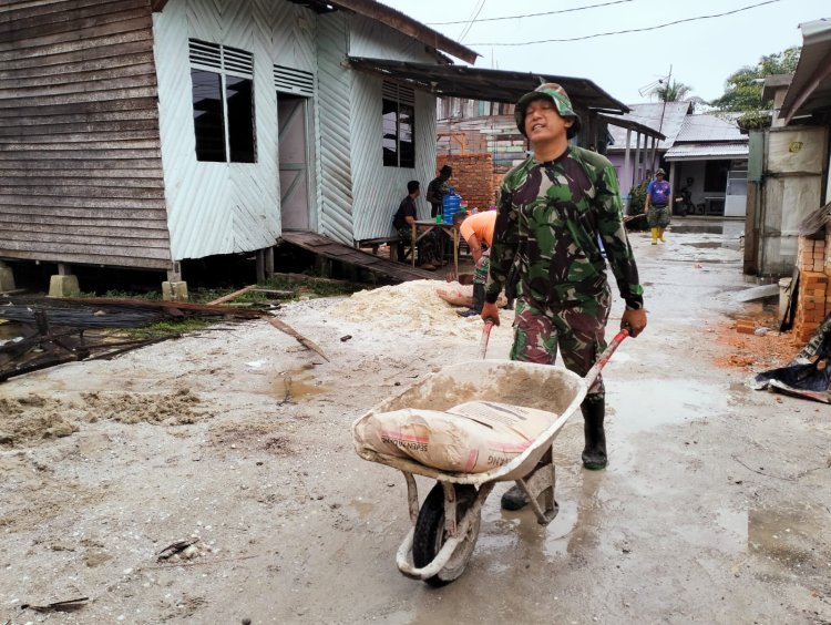Kodim 0301/Pbr Gunakan Gerobak Untuk Permudah Pengerjaan Pada Pra TMMD Ke -120