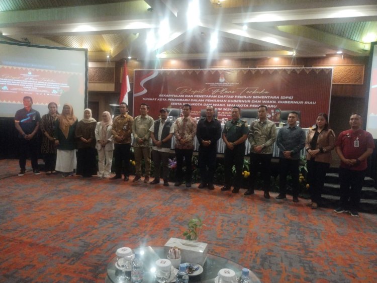 Dandim 0301/Pbr Diwakili Danramil  05/Sail Hadiri Rapat PLeno DPHP DPS Kota Pekanbaru