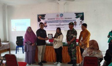 Babinsa Kel Mentangor Koramil 05/Sail Menghadiri Penutupan KKN Program Studi Mahasiswa Ilmu Keperawatan Universitas Hang Tuah