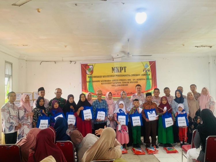 Babinsa Kodim 0301/Pbr Hadiri Rapat Tahunan UEK-SP  Kampung Tengah