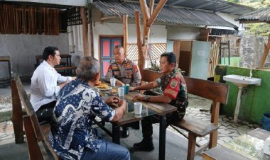 Babinsa Kodim0301/Pbr Laksanakan Komsos di Rumbai