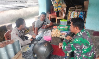 Babinsa kodim 0301/PbrAjak Masyarakat Terus Jaga Keamanan Lingkungan