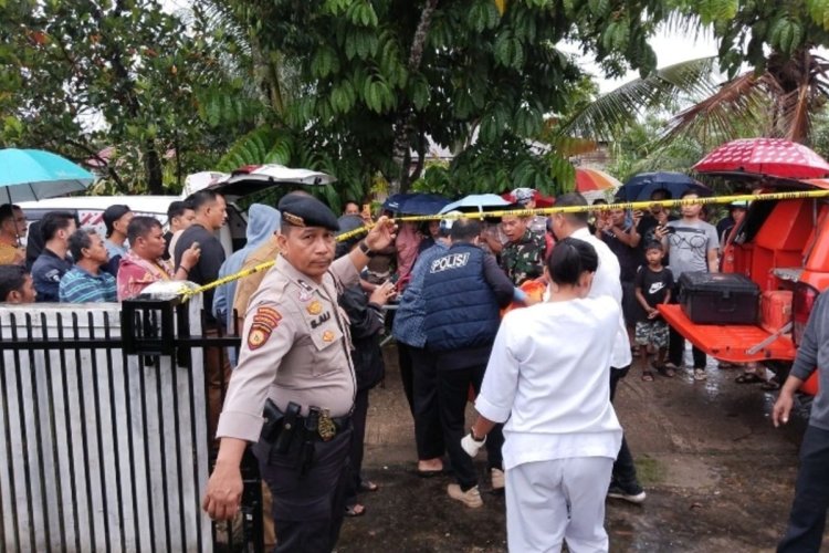 Tragedi di Kuansing: Pegawai Inspektorat Diduga Habisi Nyawa Istri dengan Golok