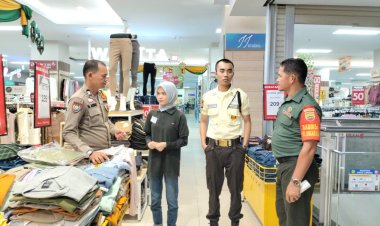 Babinsa Kodim 0301/Pbr Lakukan Patroli di STC Guna Pastikan Keamanan Masyarakat