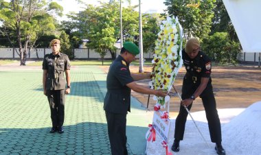 Kodim 0301/Pekanbaru Tabur Hormat di TMP Kusuma Darma pada HUT ke-66 Korem 031/Wira Bima