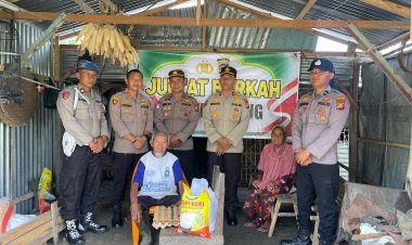 Kapolsek Tapung Wujudkan "Melindungi Tuah, Menjaga Marwah" lewat Jumat Barokah   