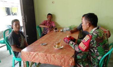 Babinsa Kodim 0301/Pbr Komsos Tentang Jaga Kamtibmas dan Daftar TNI Pada Generasi Muda