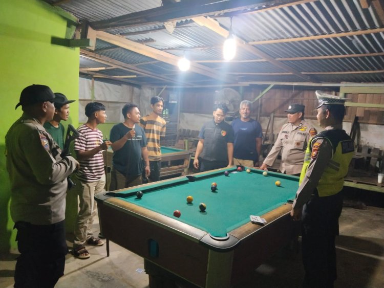 Polsek Tapung Hulu Gelar Patroli Dialogis, Antisipasi 3C dan Penyakit Masyarakat