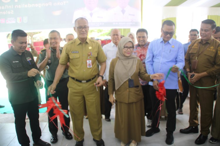 Kasdim 0301/Pbr Hadiri Grand Opening Toko Pengendalian Inflasi Pangan “TOPAN”