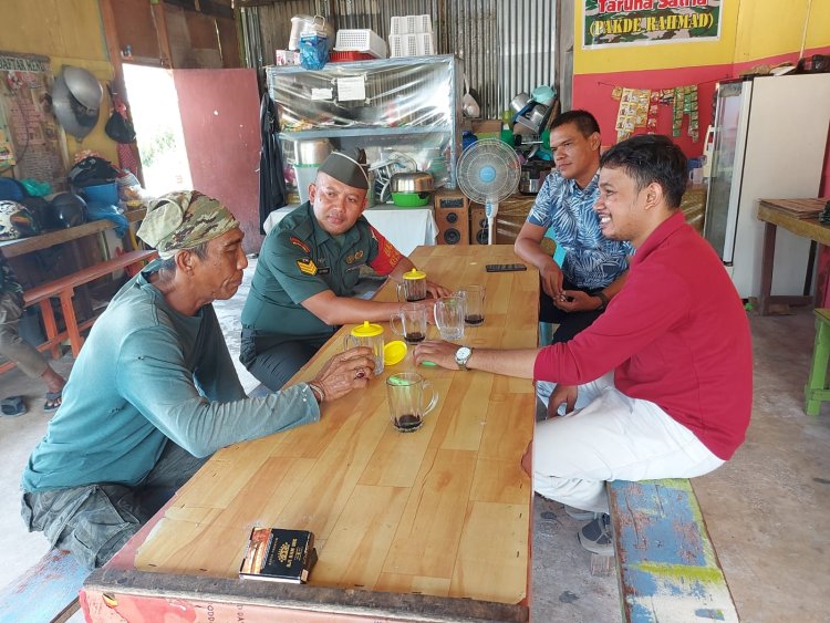 Bangun Keakraban, Babinsa dan Warga Air Putih Komitmen Hidupkan Siskamling