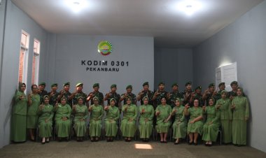 Dandim 0301/Pekanbaru Pimpin Acara Korps Raport Pindah Satuan Kasdim