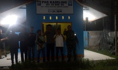 Guna Ciptakan Lingkungan Aman,Babinsa Kodim 0301/Pbr Laksanakan Patroli Wilayah Dan Komsos