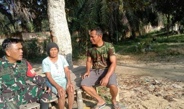 Babinsa Kodim 0301/Pbr Ajak Masyarakat Galakan Penggunaan MCK dan Air Bersih