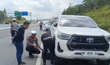 Polantas Menyapa dan Jum’at Barokah, Edukasi Keselamatan dan Green Policing di Tol Permai dalam OPS Keselamatan LK 2026