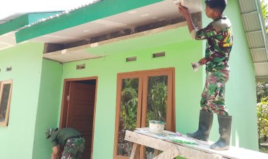 Sentuhan Terakhir Satgas TMMD, Rumah Ibu Sarianis Tinggal Finishing
