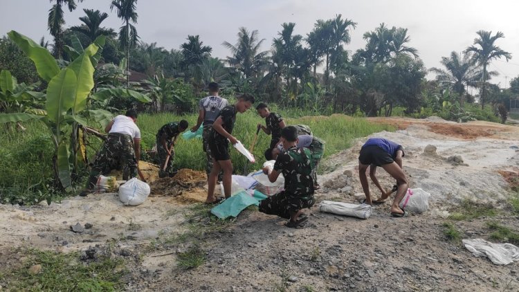 Pengisian Karung Tanah Jadi Kunci Percepatan Pembangunan Jembatan Garuda