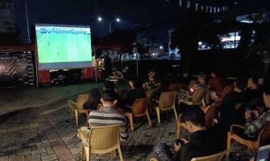 Layar Besar, Semangat Besar: Ribuan Warga Meriahkan Nobar Bersama Kodim 0301/Pekanbaru 